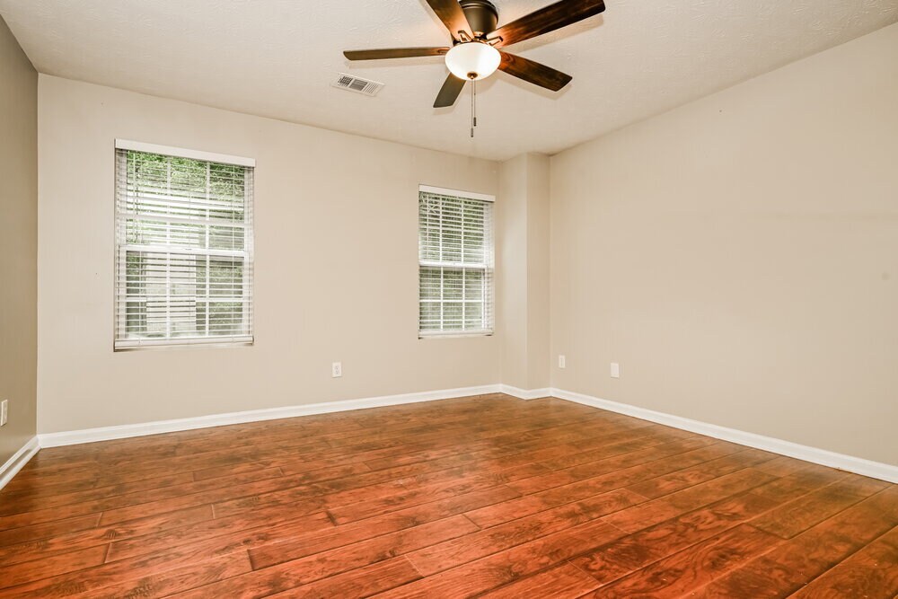 Building Photo - 1590 New Orleans Way