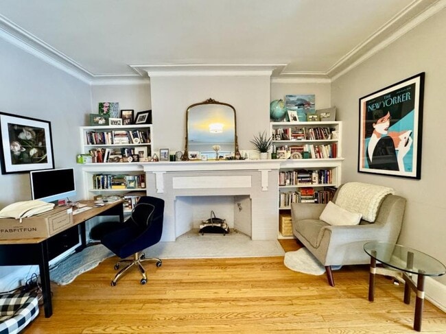 Building Photo - 4 bedroom in CHICAGO IL 60660