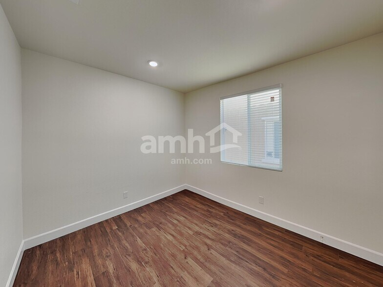 Building Photo - 288 Dahlia Rachel Pl