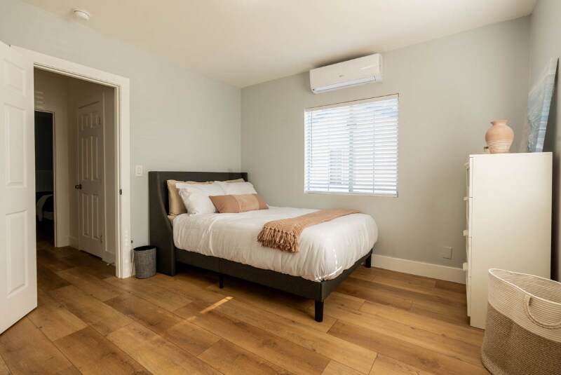 Building Photo - 3666 5th Ave