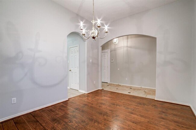 Building Photo - 12130 Piney Bend Dr