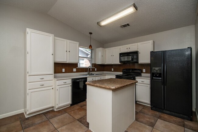 Building Photo - Great Home in Mansfield, Tx