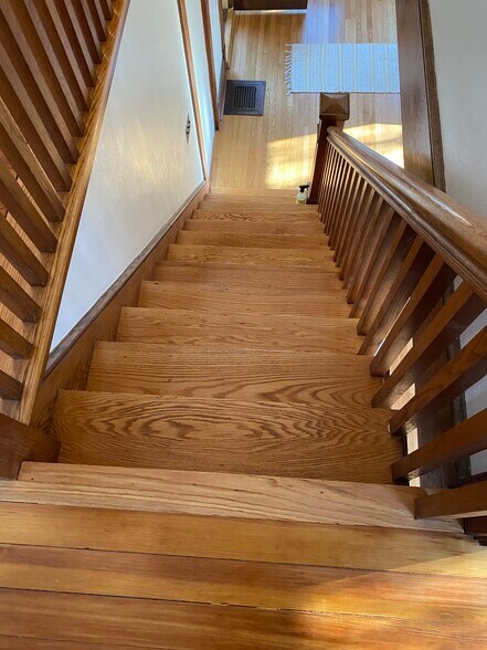 Building Photo - 35 Prospect St