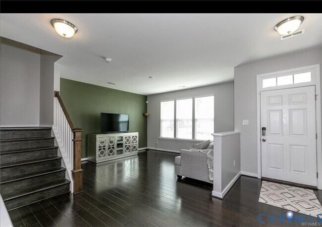 Building Photo - 3011 Farmstead Mill Dr