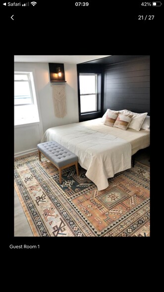 Building Photo - 913 S Darien St