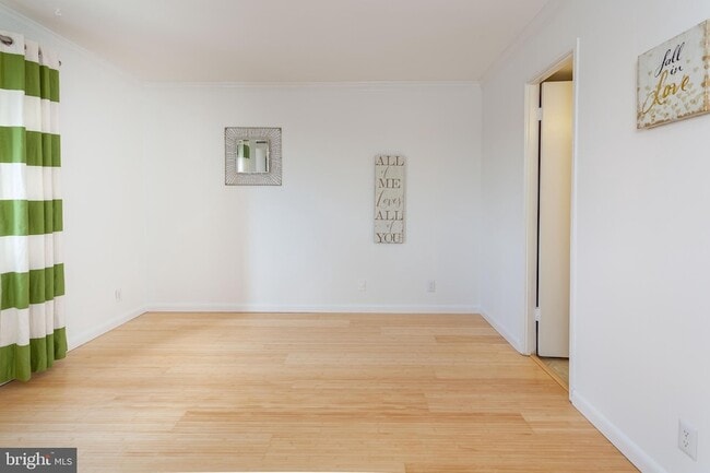 Building Photo - 5902 Mt Eagle Dr