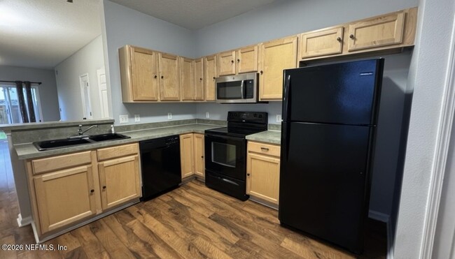 Building Photo - 771 Scrub Jay Dr