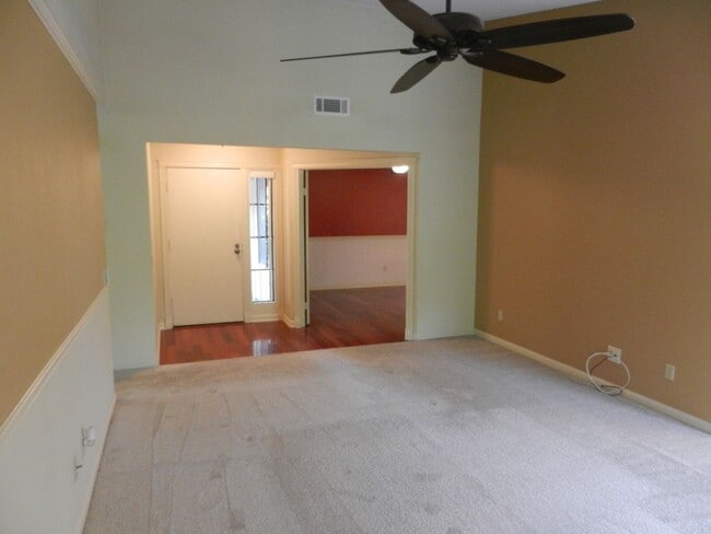 Building Photo - 4473 Augusta Dr
