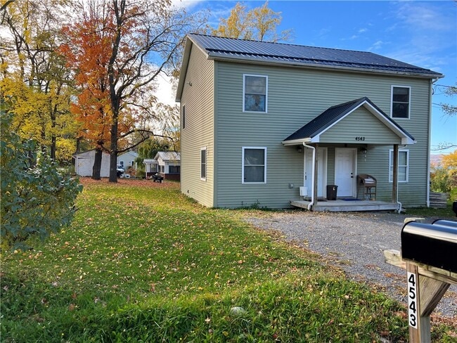 Building Photo - 4543 Mayflower Rd