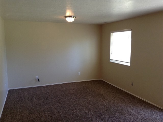 Building Photo - 1766 N 2475 W