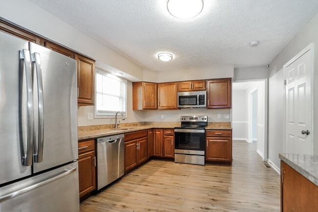 Building Photo - 3220 Westmills Dr