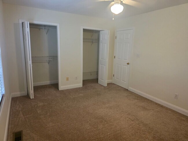 Building Photo - 108 Heather Glenn Cir