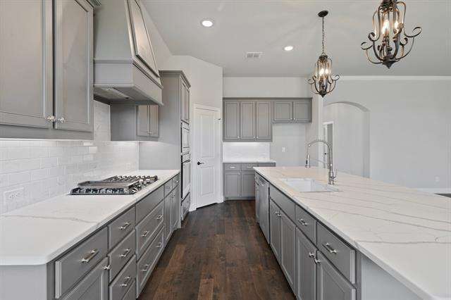 Building Photo - 1038 Mickelson Dr