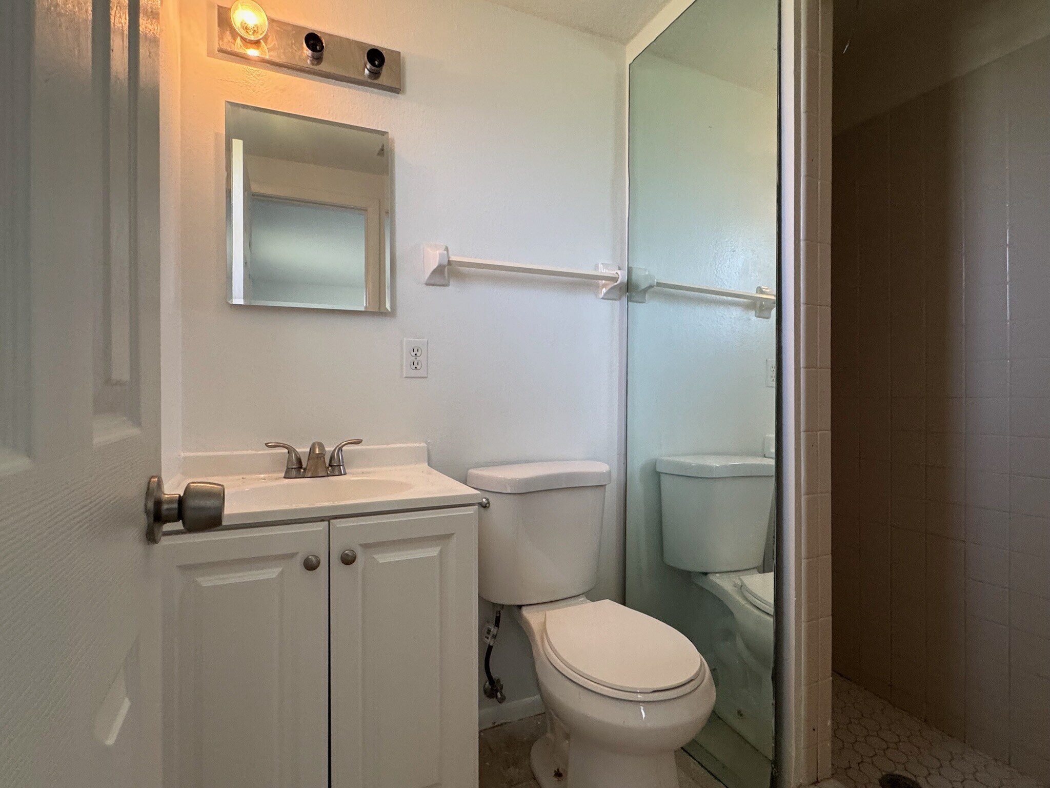 Building Photo - 7825 40th Avenue Dr W