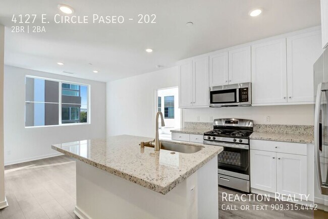 Building Photo - 4127 E Cir Paseo