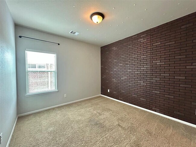 Building Photo - 3426 Stone Springs Dr