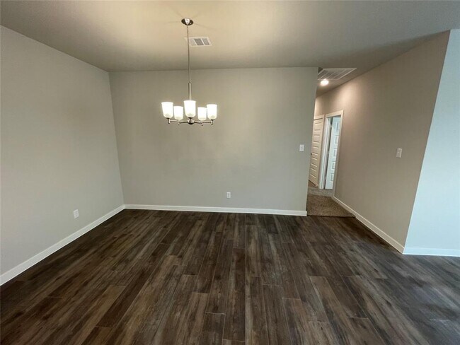 Building Photo - 9852 Grosbeak Ln