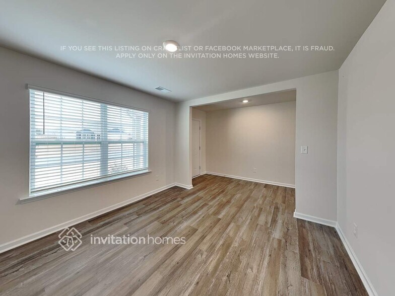 Building Photo - 110 Cassius Dr