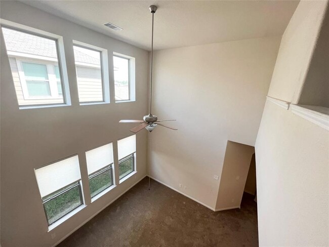 Building Photo - 14633 E Pine Heart Dr