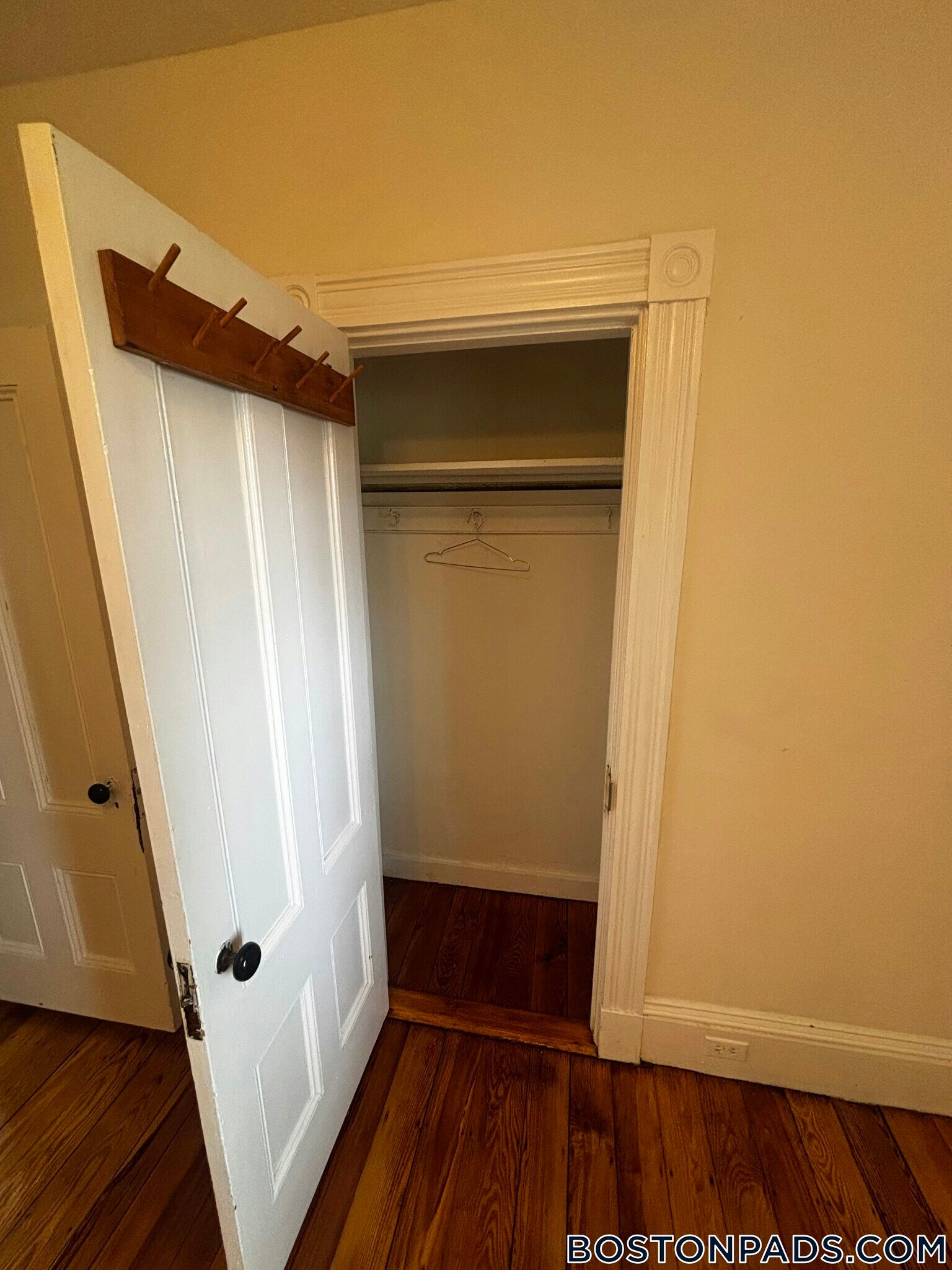 Building Photo - 5 Aldie St