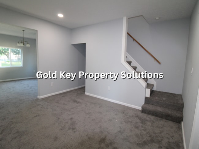 Building Photo - Beautifully Updated 3 BR 2 BA House in Alexandria (NO SECTION 8)