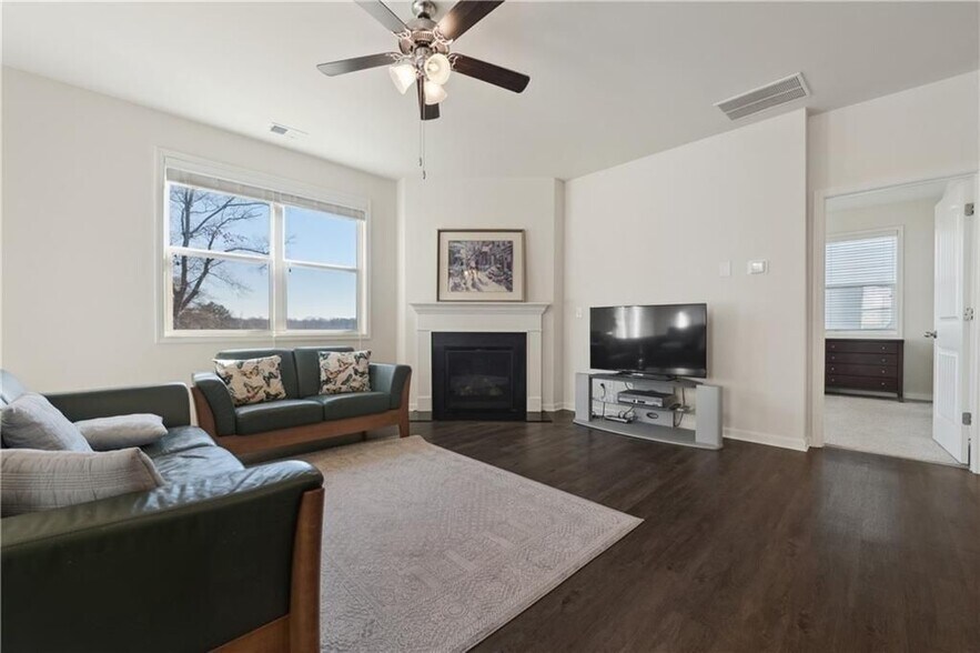 Building Photo - 285 Yaupon Trail