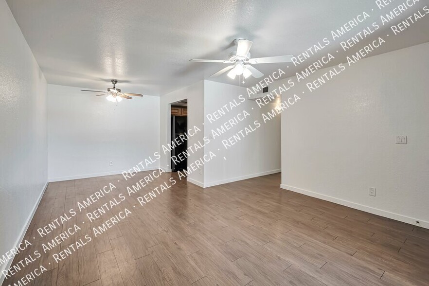 Building Photo - 1340 N Recker Rd