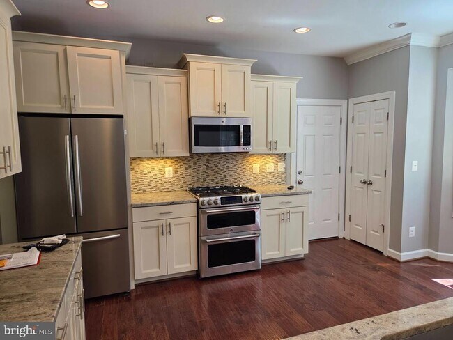Building Photo - 16379 Covey Cir