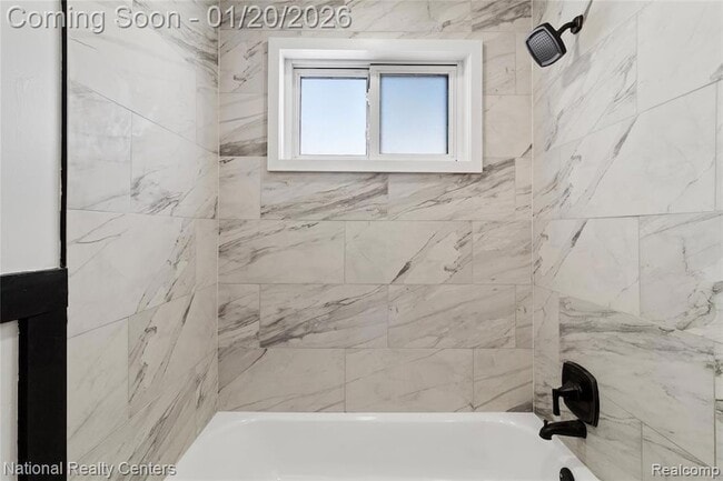 Building Photo - 29942 Avondale St