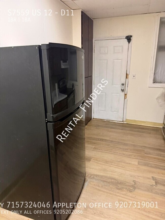 Building Photo - S7559 US-12