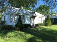 Building Photo - South side Indy - 3 BR near U of I