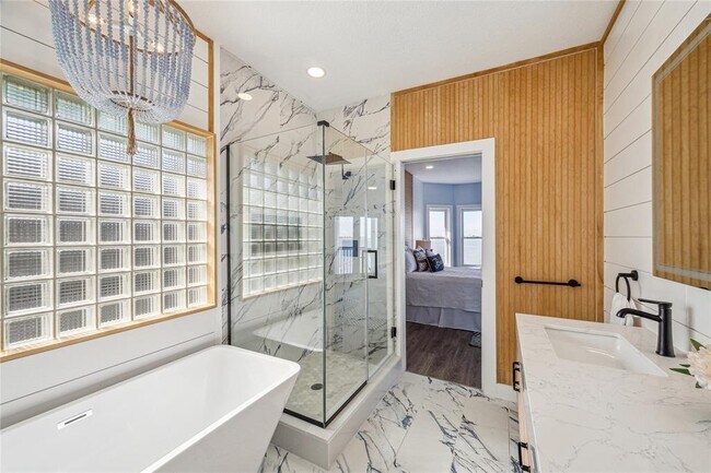Building Photo - 1322 Outrigger St