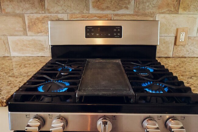 Building Photo - 934 Forder Rd