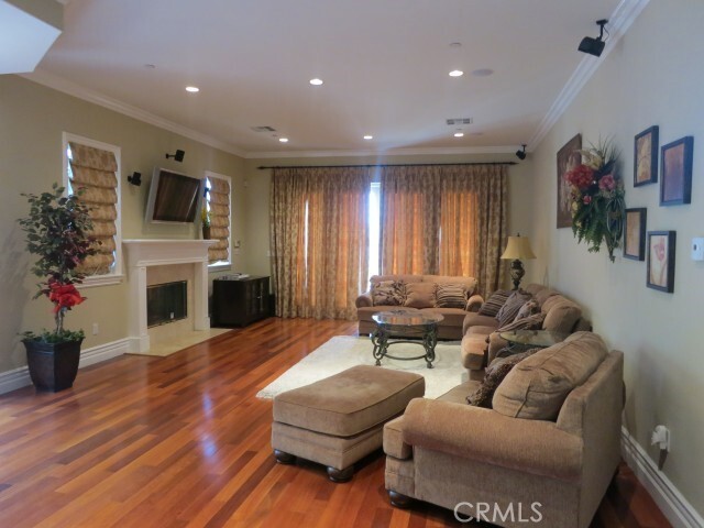 Building Photo - 2302 Crystal Ln