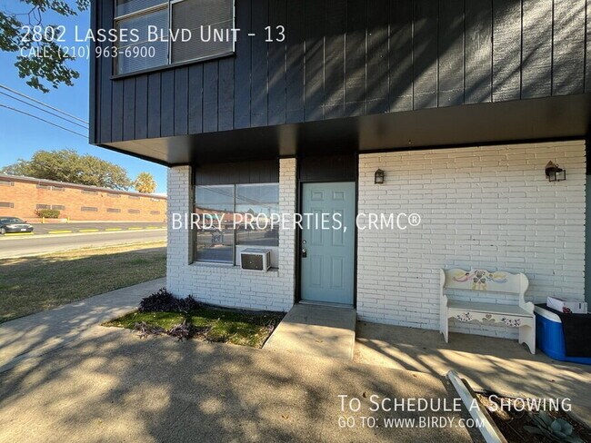 Building Photo - 2802 Lasses Blvd