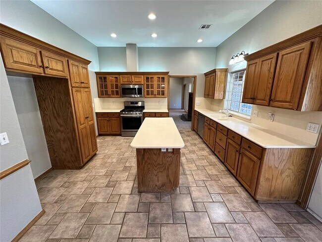 Building Photo - 1819 Duckhawk Ct