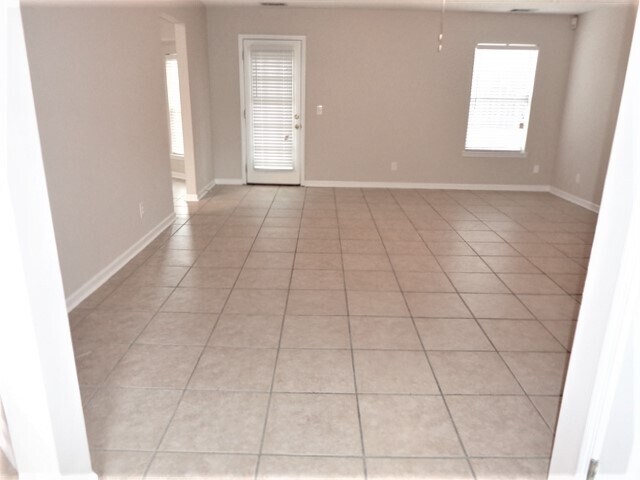 Building Photo - 172 Parkside Dr