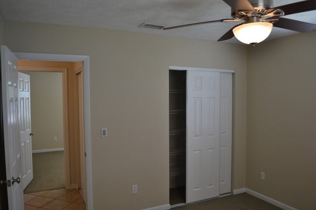 Building Photo - Lake Weir - Bird Island Rental - 5/3/2 Water Front Living at it's Best! **Available Soon**