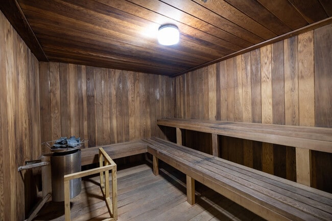 Building Photo - 1620 S Ocean Blvd