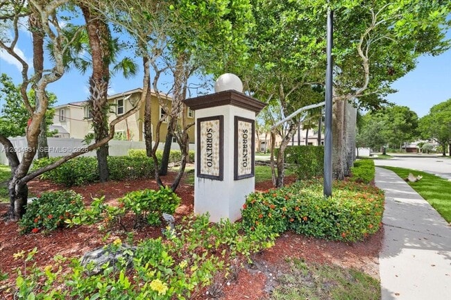Building Photo - 5014 SW 155th Terrace