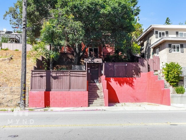 Building Photo - 5021 MacArthur Blvd