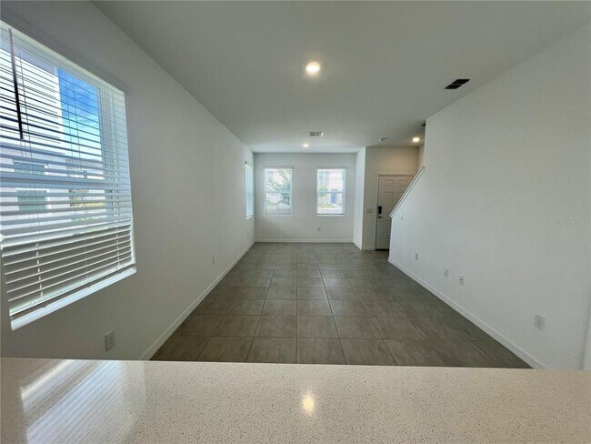 Building Photo - 3099 Skyline Lp