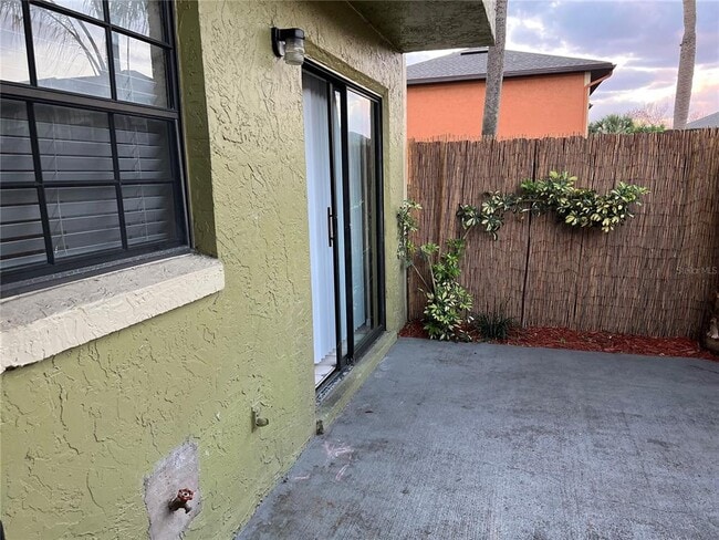 Building Photo - 3220 Oak Lawn Pl