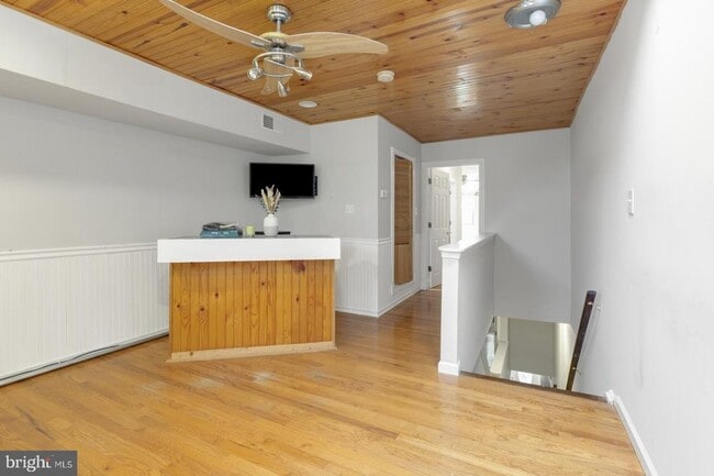 Building Photo - 920 S 16th St