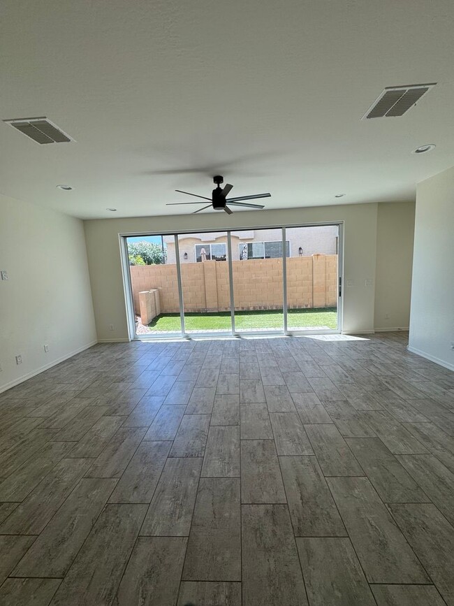 Building Photo - Upgraded Corner Townhome in the Heart of G...