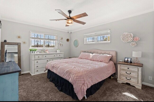 Building Photo - 12100 Woodland Ave NE