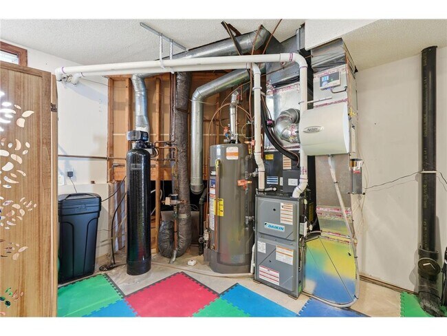 Building Photo - 3909 93rd Ave N