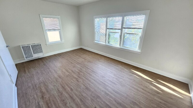 Building Photo - 427-431 Normandie Ave