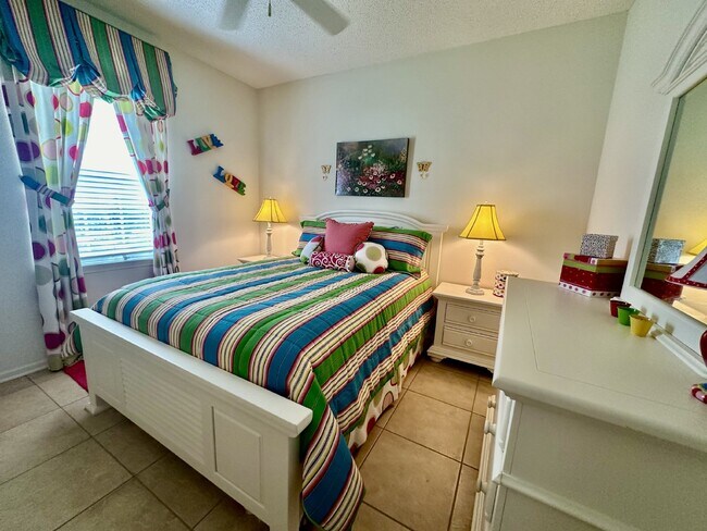 Building Photo - Large Beautifully Furnished Home in Sun City!