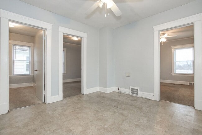 Building Photo - 2811 Henninger Rd